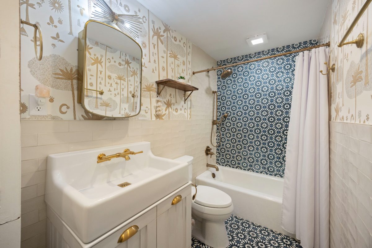 Breezy Palm, Suite A designer bath with Moroccan tile